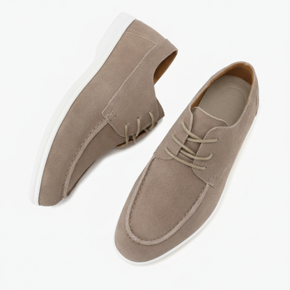 Schuhe aus Veloursleder mit Schnürung - Adelmar