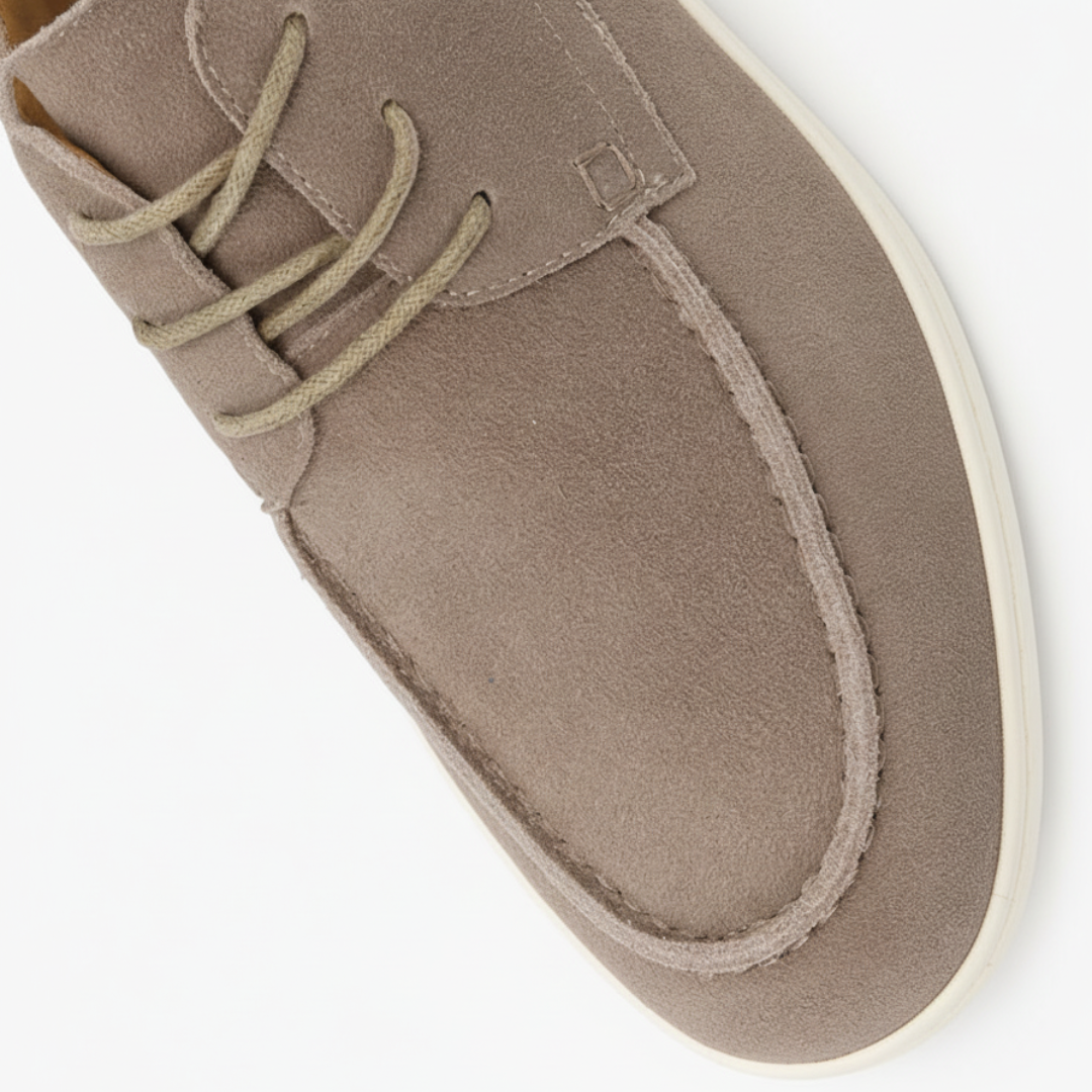 Schuhe aus Veloursleder mit Schnürung - Adelmar